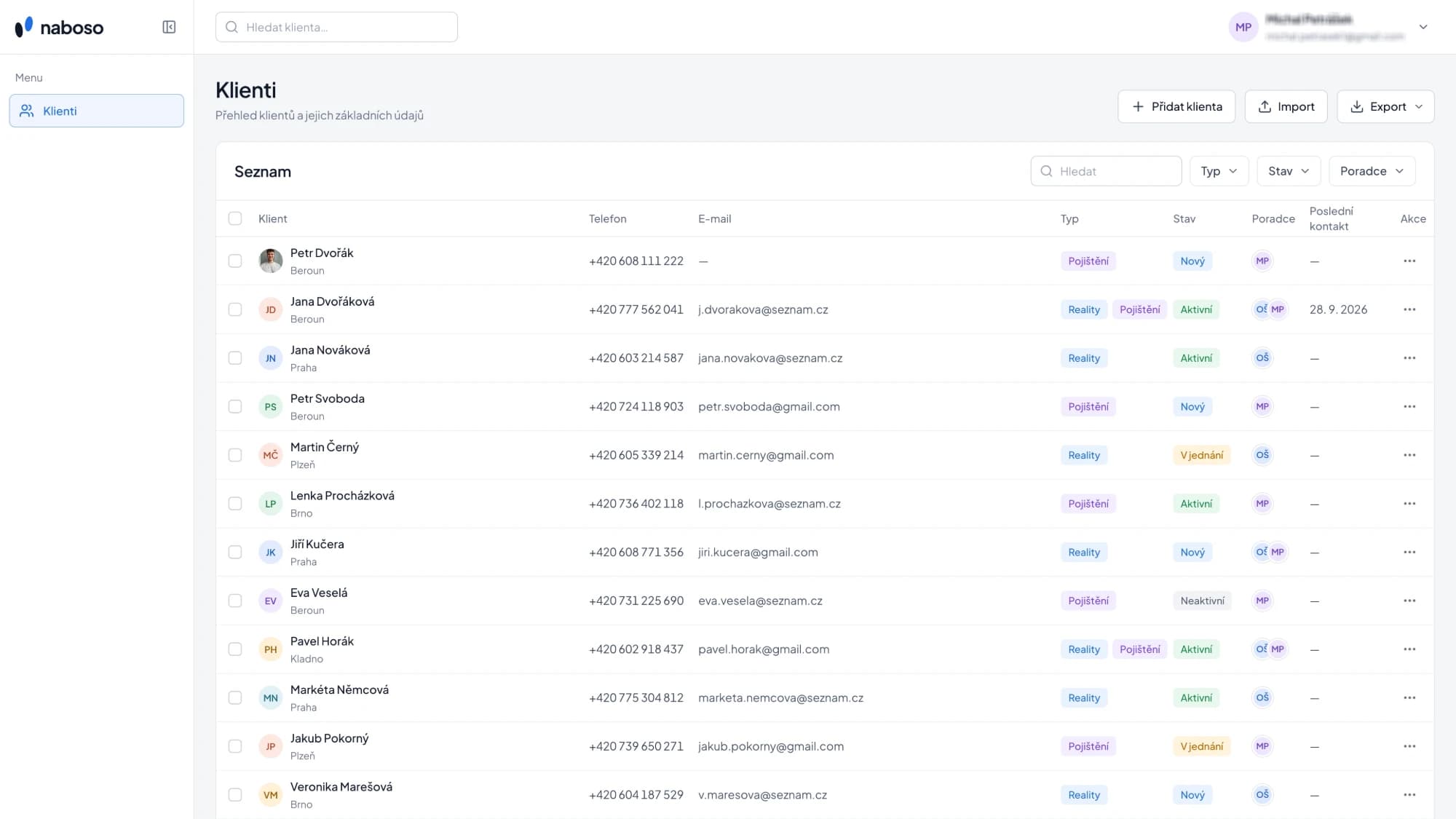 Client list with filters by type, status and advisor — desktop